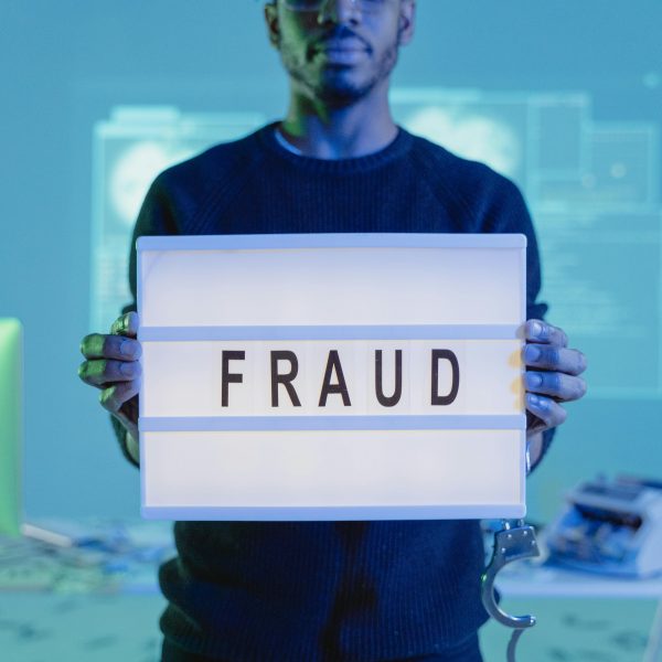 How to Protect Yourself from Online Scams and Fraud